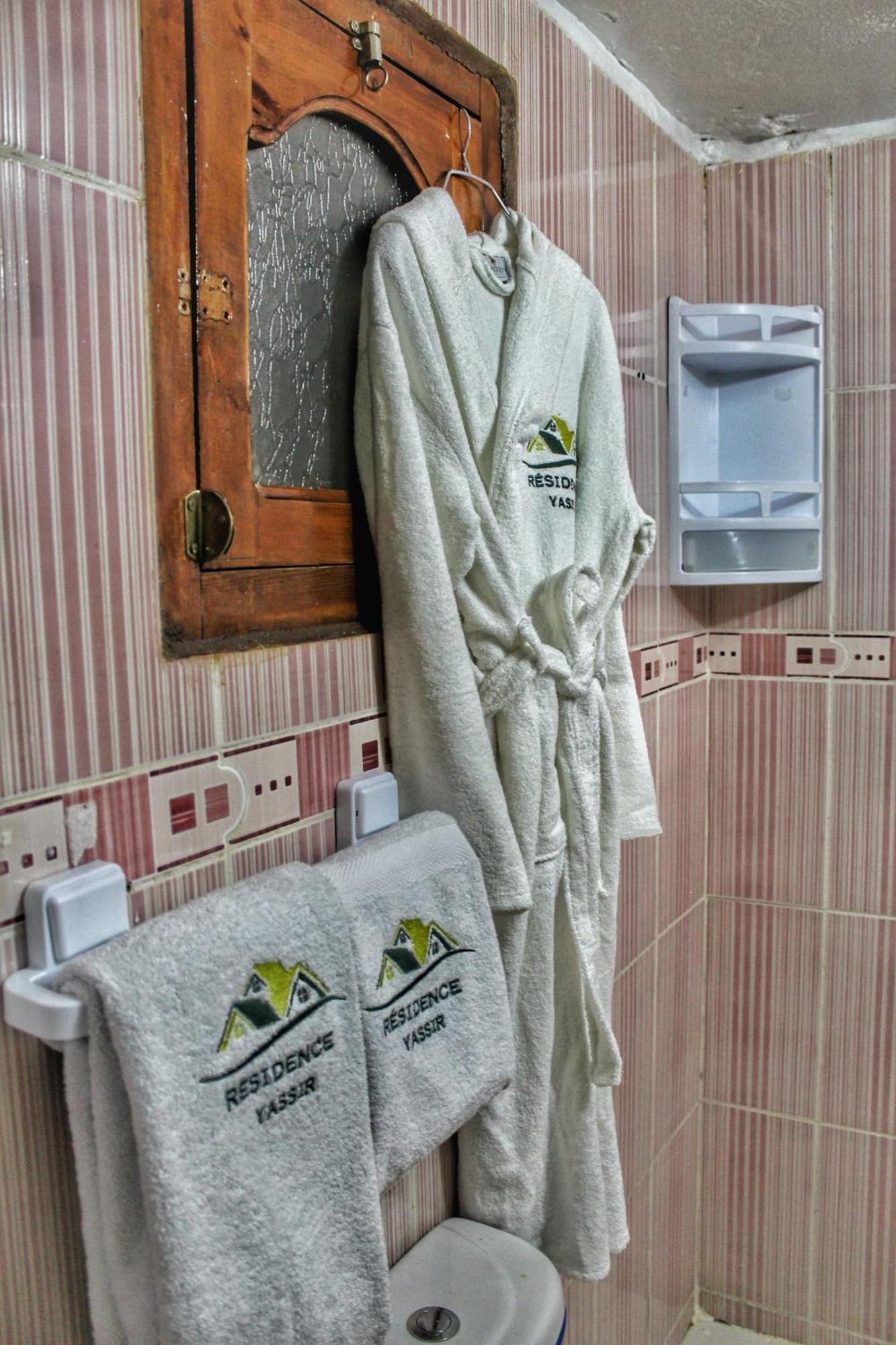 Yassers Residence Ер Рашидия Екстериор снимка